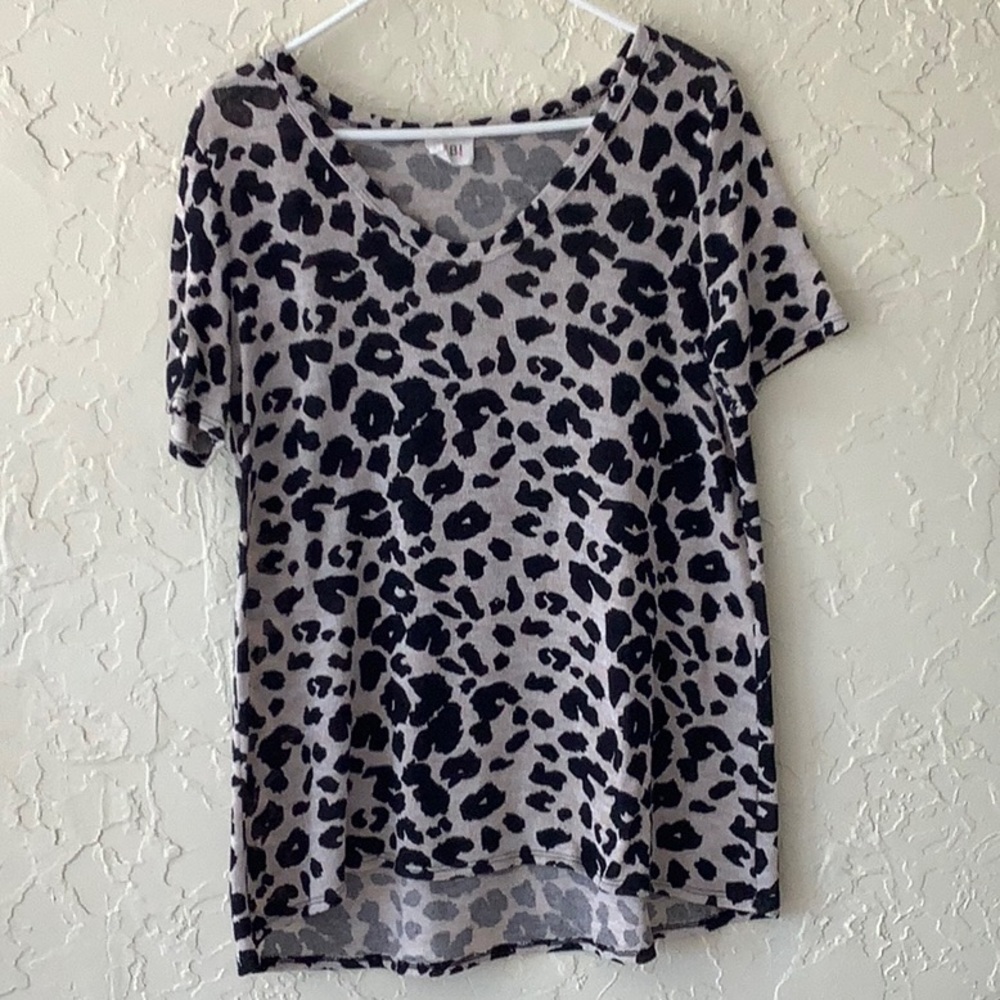 BiBi knit pullover top in leopard print